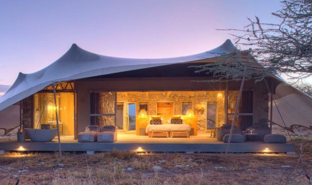 Namiri Plains Camp Namiri Plains Camp